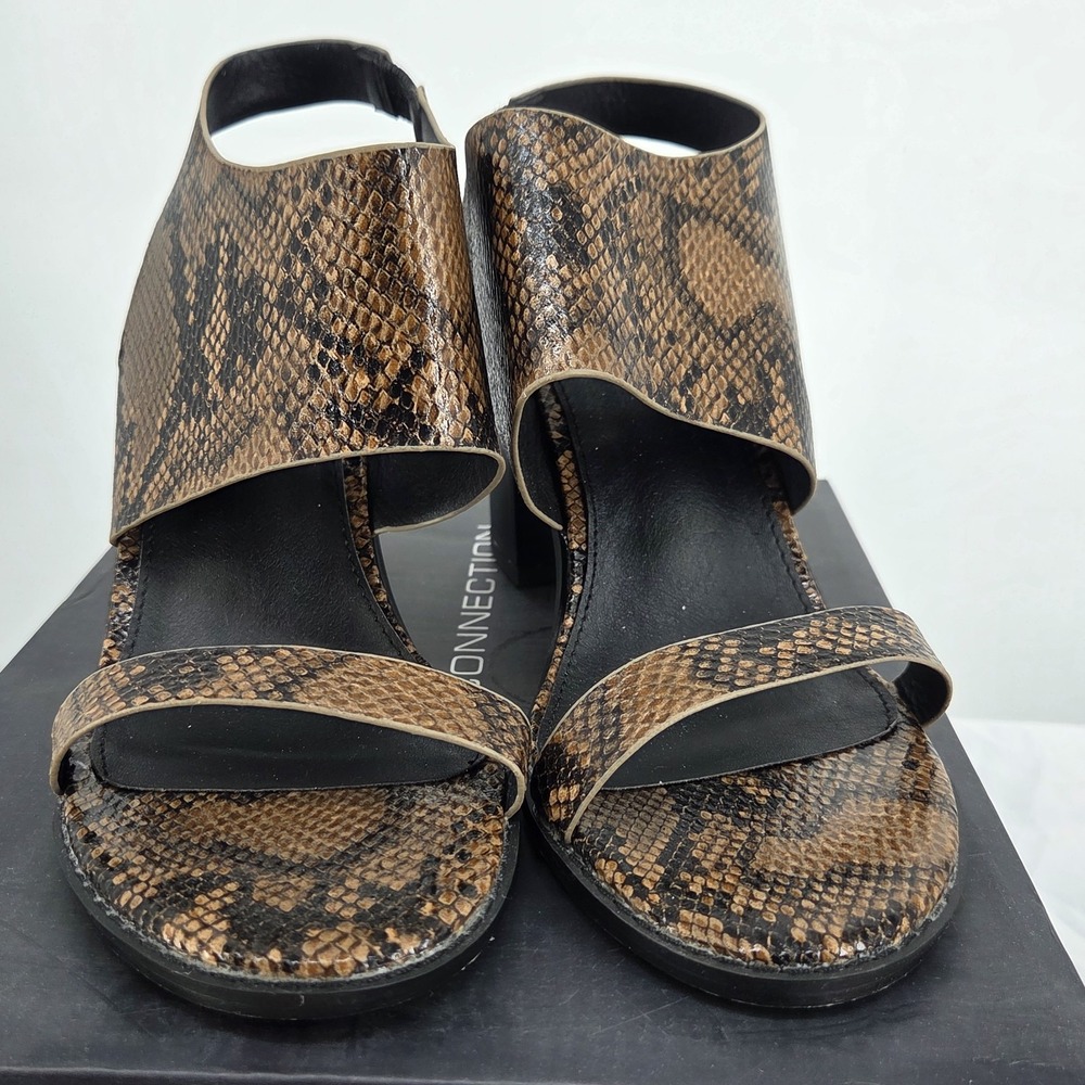 French Connection Womans 8 Lori Sandals Snakeskin Block Heel NIB